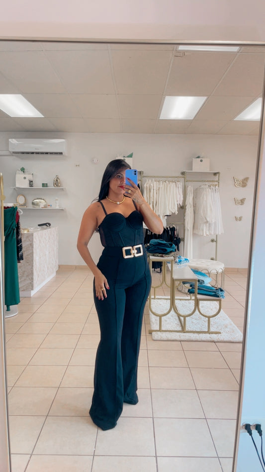 Pantalón Palazo Negro con Hebilla Dorada