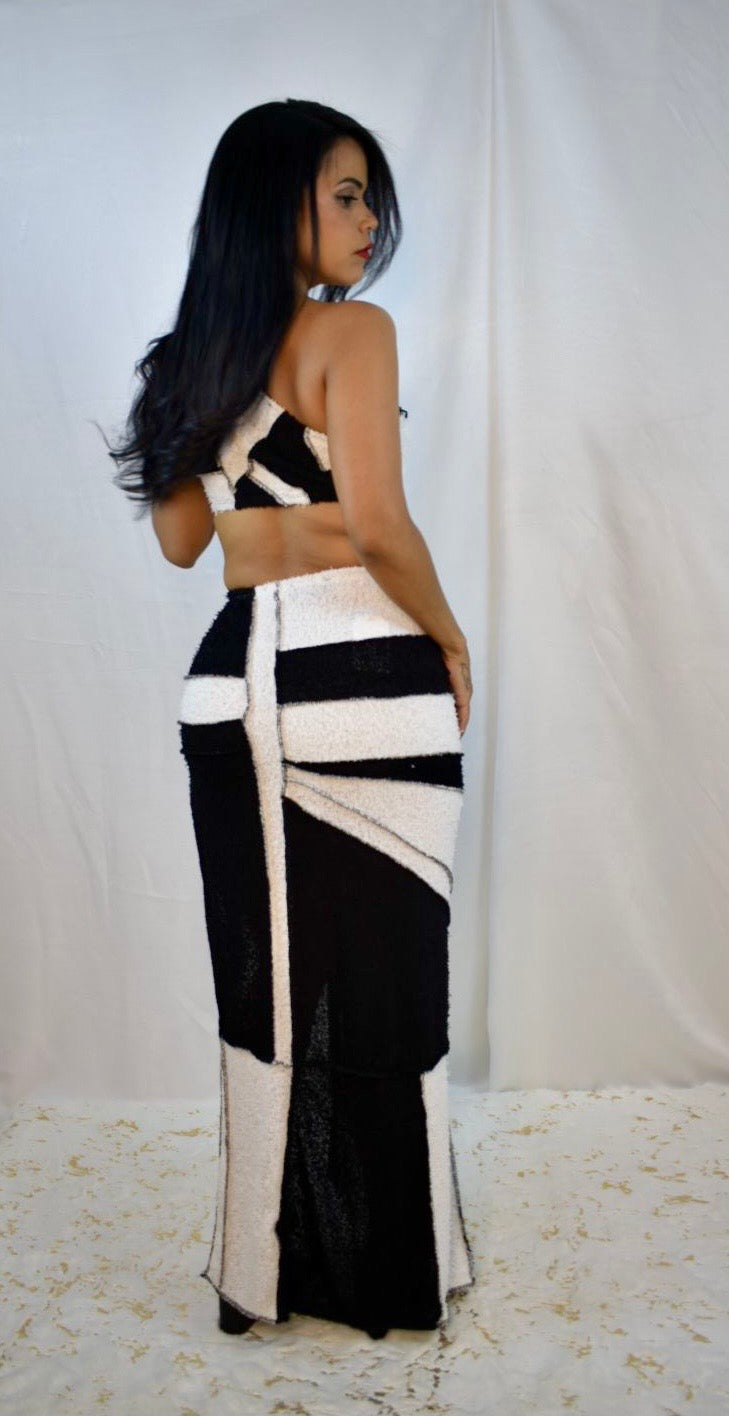 From The Start Skirt Set -Black / White